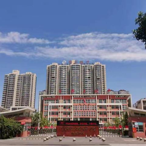 尽心尽责筑防线，以练备战保平安——河师大洛阳附中开展新冠疫情应急处置演练活动