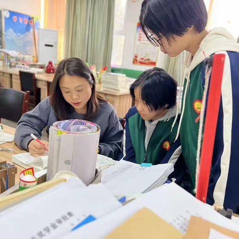 我们一路前行——鸭鸽营中学九年级最美教师和最美学生