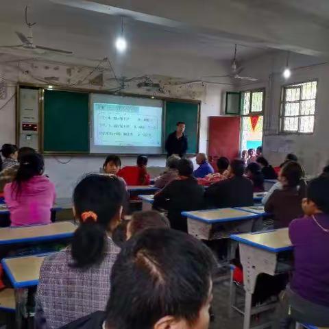 家校合作 共育成长