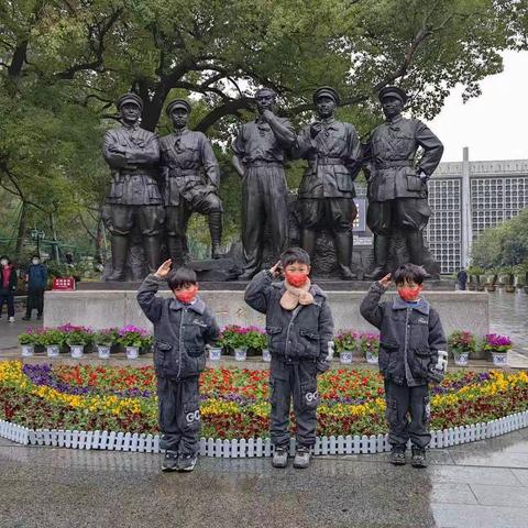参观南昌八一起义纪念馆