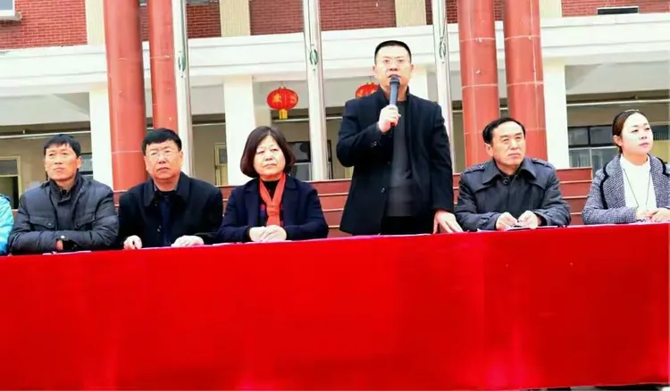 兰考县兴兰中学举办本学期广播操比赛