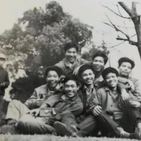 珍贵的老照片（珊瑚矿首届初中、高中生老照片）