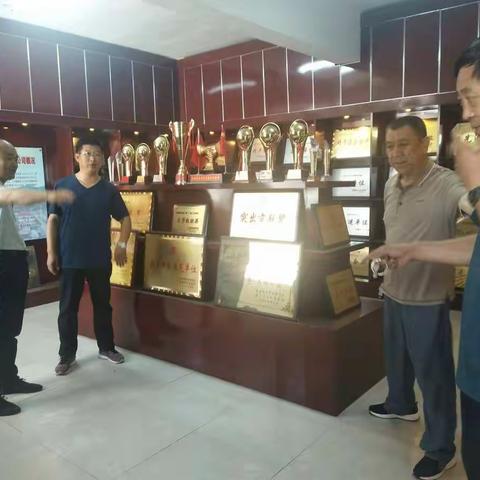 沁源县招商中心到马军峪后勤支部开展"一带一帮"活动