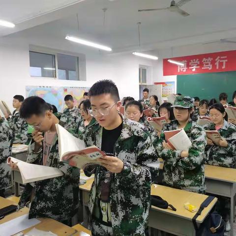 我们的青春正当时—633班军训纪实（2）