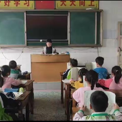 卧龙山街道明德小学二年级——相约晨光不负韶华