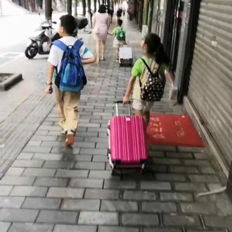 2022年 暑假快乐活动 硒都民族实验小学602班 陈子骞