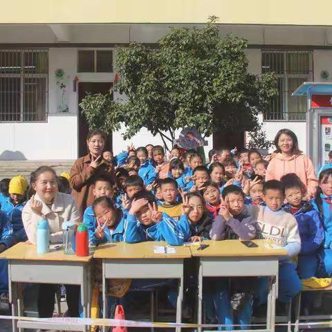 默默耕耘，静待花开 --我们的四三班