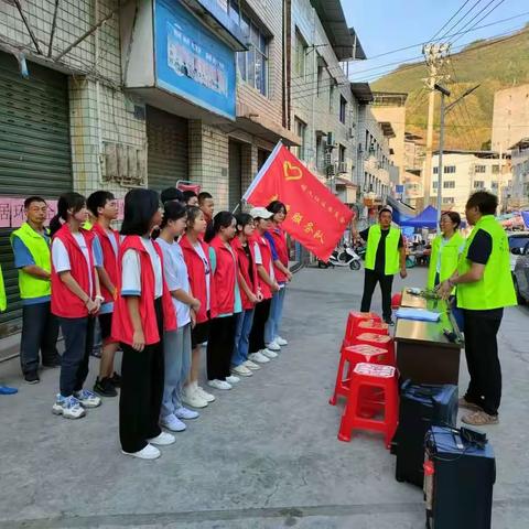 环境要美丽，人人要参与