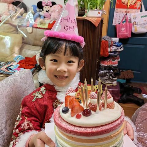 2023.1.29提前给贝贝做生日，疫情期间，为了安全卫生，我们第一次自己在家做“生日宴”，也很成功！