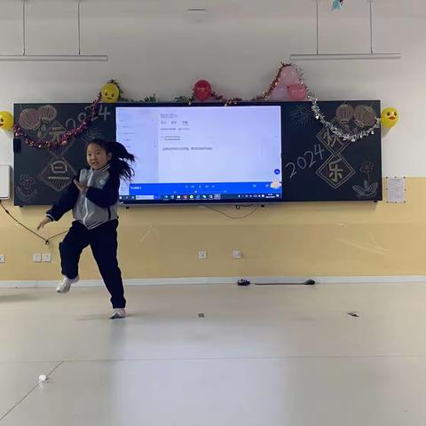 “庆元旦，迎新年”红莲湖学校一年级六班元旦文艺汇演活动