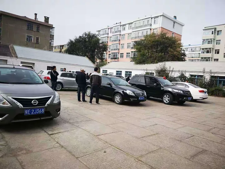 10月3日的呼伦贝尔阿荣旗支行