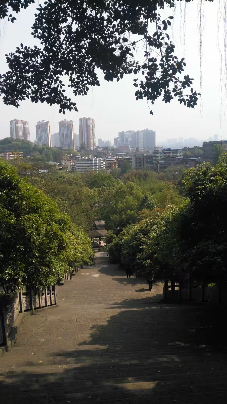 广安翠屏公园游