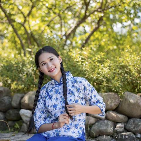 村姑倩影
