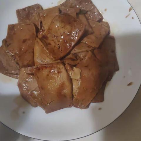 制作温州名小吃“莘塍五香干”