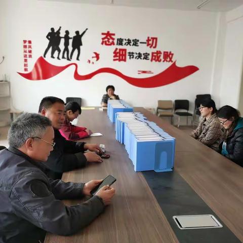 乐学善思会讲 小小讲师展风采—莒南照勇希望举行“数学小名师”比赛