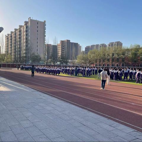“助力中考，全员奔跑”——包头市第四十五中学初三年级节奏跑比赛