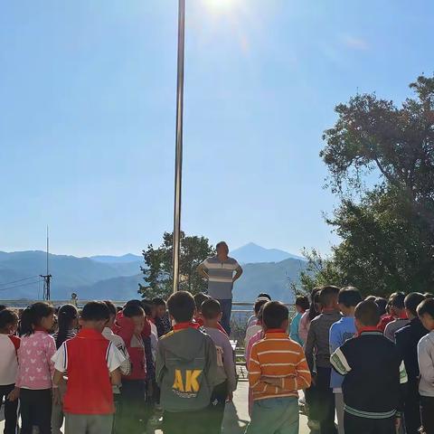 居安思危 警钟常鸣——曲石镇红木完小消防安全演练活动简讯