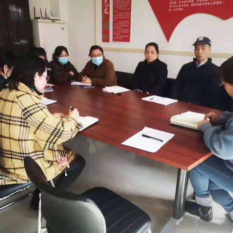 长乐中路街道昆仑社区党支部组织全员深入学习“两会”精神