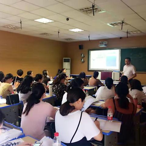 炎炎夏日也抵挡不住我们学习的热情——记2017年云和县全县英语教师暑期集体大备课第二天