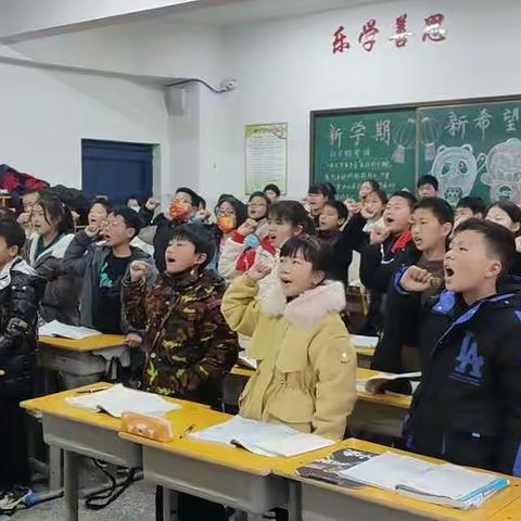 劳动淬炼成长，实践创造幸福