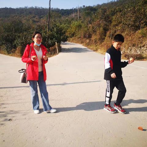 再游安丘城顶山