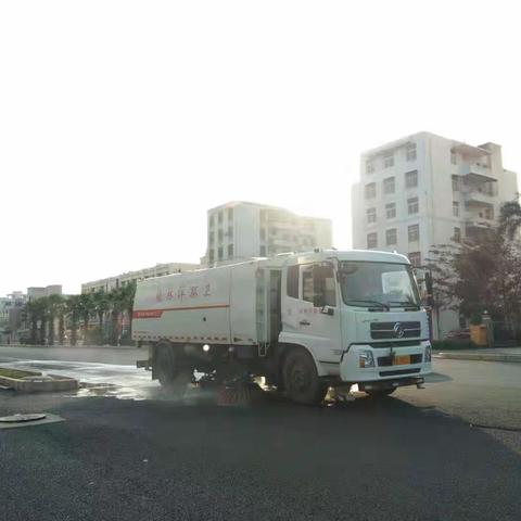 桂林洋公用事业公司10月31日-11月6日道路洒水降尘工作周报