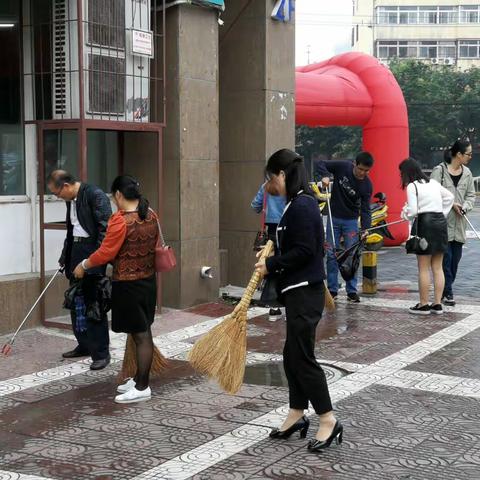 西安市临潼区司法局开展城市卫生环境大清洗活动