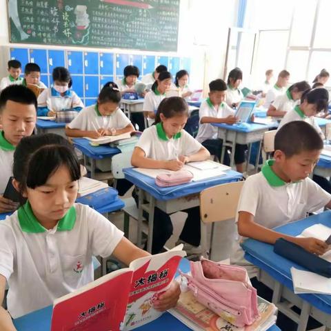 阅读，悦己——北辛堡镇中心校读书活动纪实