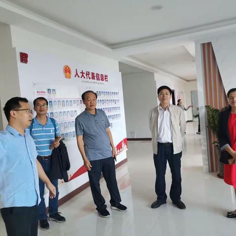 南宁市良庆区人大到美兰区灵山镇考察交流