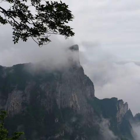 挺进西南——记鄂、湘、黔、滇、川、渝自驾之旅（上篇）