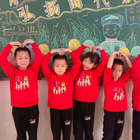 宝贝们：祝你们生日快乐！健康成长！