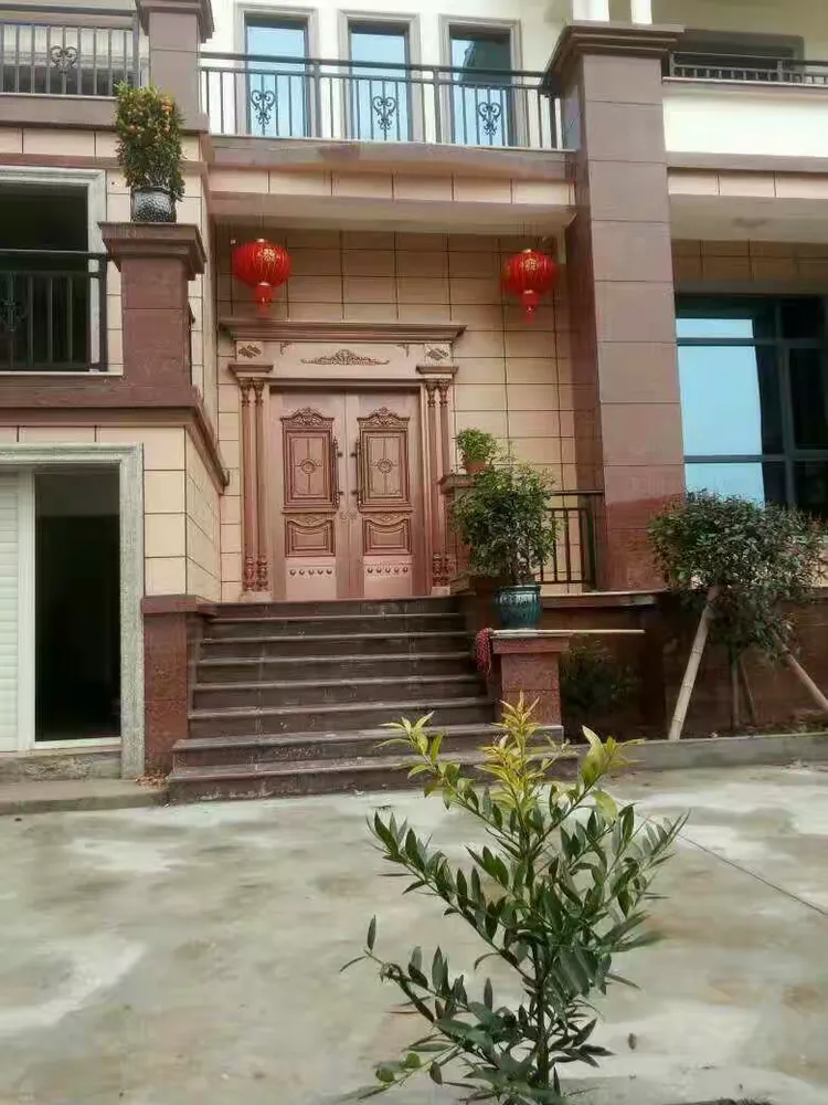 不要轻易和少妇上床!御隆佳别墅门