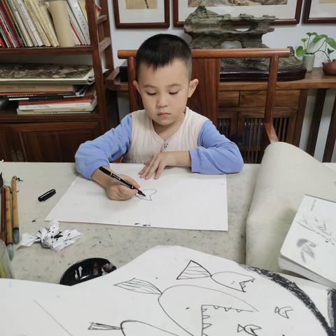 《童眼看世界——二宝涂鸦》