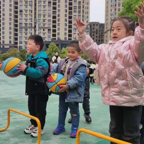 水北新区幼儿园大六班2022年4月2日上午幼儿活动纪实