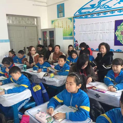 注重常规教学                     提高教学能力