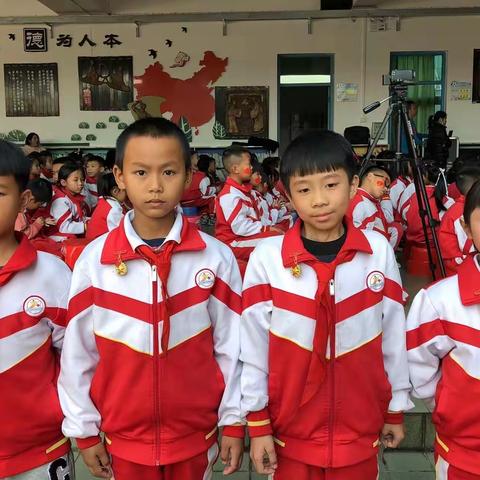 中南小学2021年“红领巾争章”颁奖