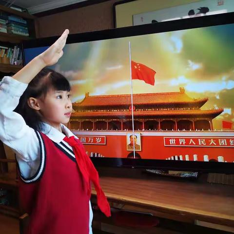 二（3）班 盖文鸣    不一样的春天，停课不停学，线上一样精彩！