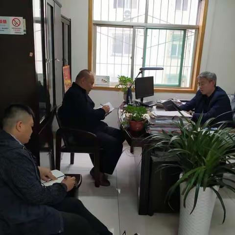 迅速落实全区一季度经济形势分析会议精神