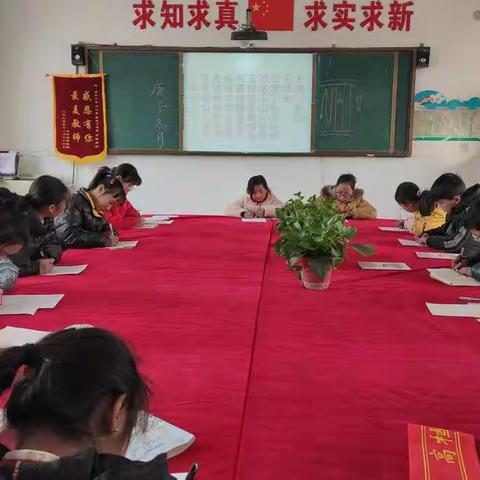 麻水小学举行冬季“书法之星”评选活动