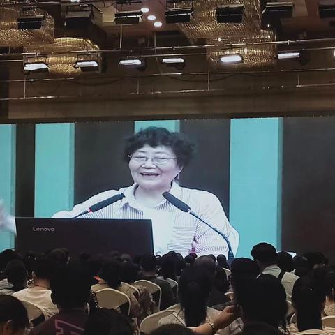 提升教师心理素养，促进学生健康成长