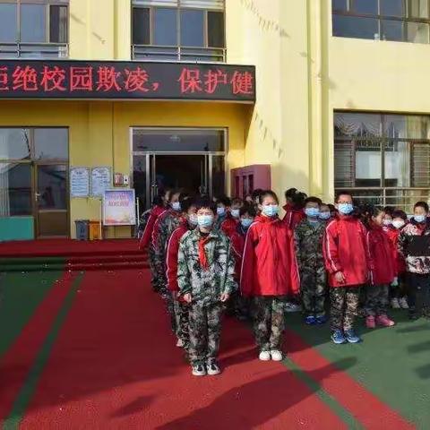 【创建四型校园】纳林幼儿园（小学）进行社会职业体验研学活动——走进纳林卫生院