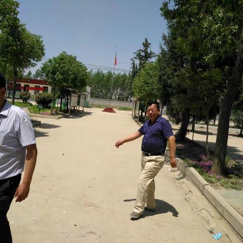 心系校舍安全，废寝忘食工作