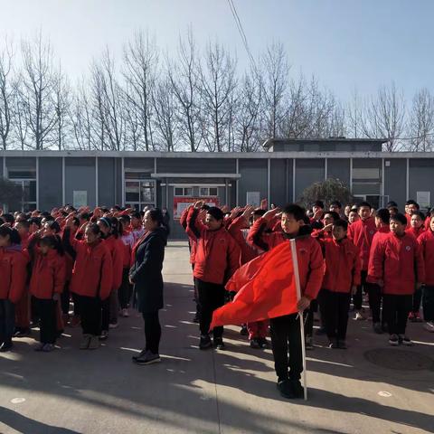 煤机学校“做新时代好队员，当二青会小号兵”主题队日活动