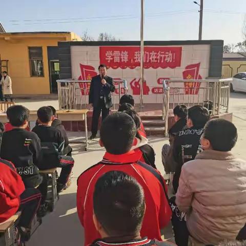 弘扬雷锋精神，赓续红色基因