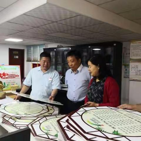 区政协副主席刘庆明到包抓点位检查督导创文工作