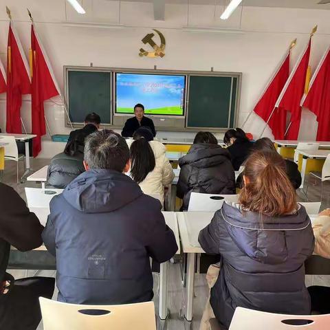 以虚促实 破浪笃行——汉庄镇中心小学召开2023年度领导班子务虚工作会议