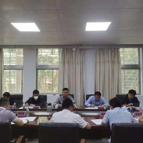 县政府副县长王刚主持召开保亭县农村居民人均可支配收入工作部署会