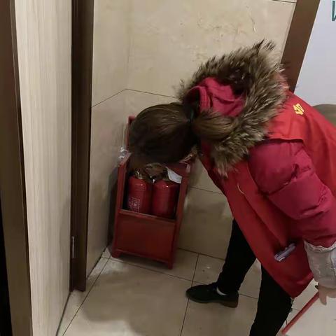 茶亭街道广安社区开展春节前安全检查