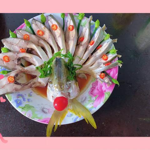 “宅家抗疫情 巧手大比拼”美食交流大赛参赛作品——1、家常孔雀🦚鱼2、炫彩🥗金针菇
