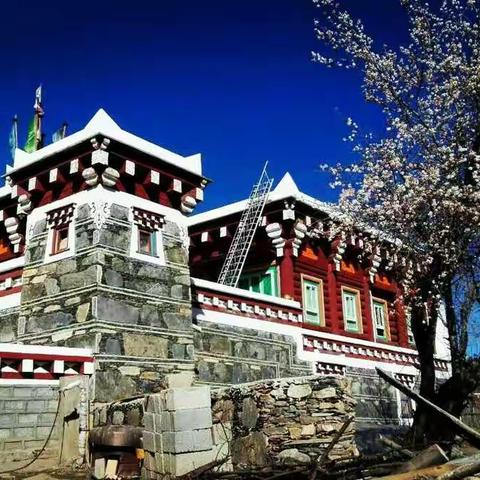 跟着冲锋去旅行！川西深度游！道孚民居、八美土石林